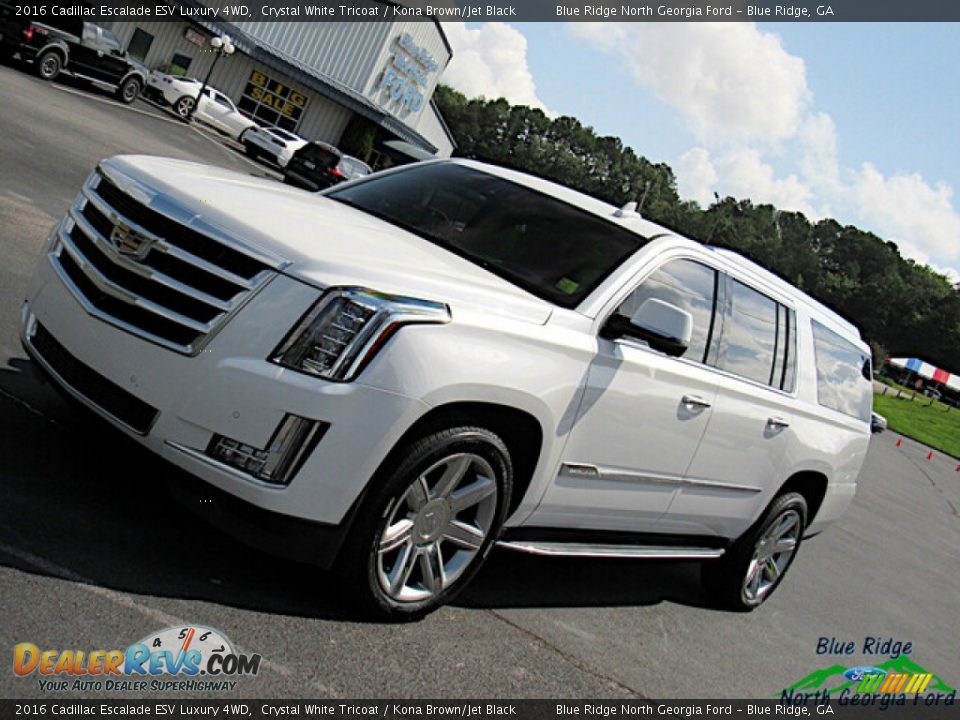 2016 Cadillac Escalade ESV Luxury 4WD Crystal White Tricoat / Kona Brown/Jet Black Photo #28