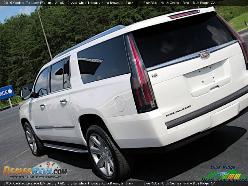 2016 Cadillac Escalade ESV Luxury 4WD Crystal White Tricoat / Kona Brown/Jet Black Photo #31