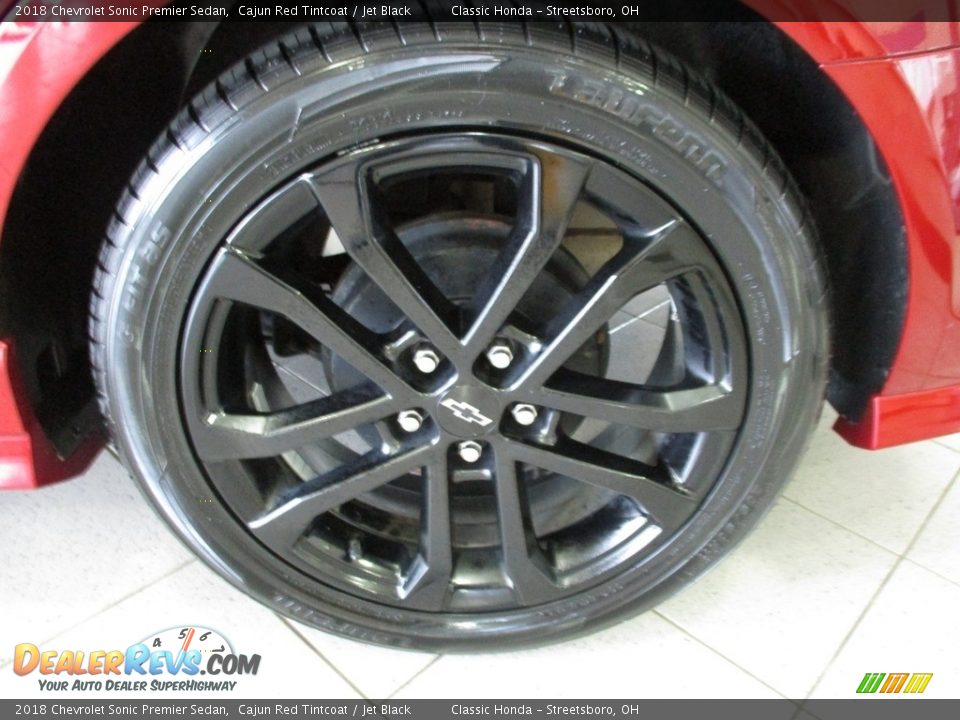 2018 Chevrolet Sonic Premier Sedan Wheel Photo #13