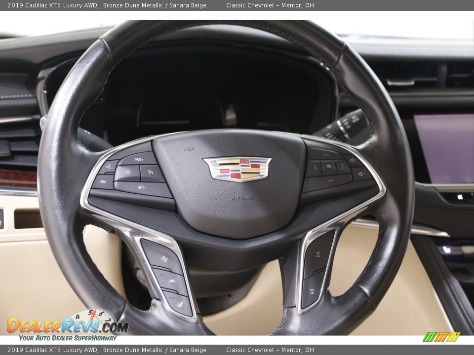 2019 Cadillac XT5 Luxury AWD Steering Wheel Photo #7