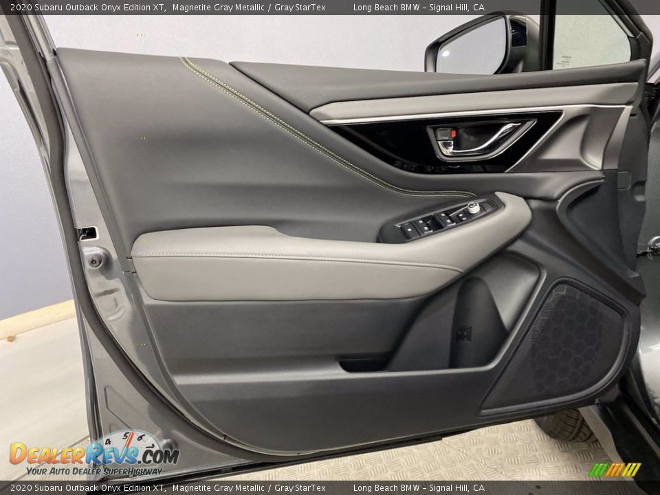 Door Panel of 2020 Subaru Outback Onyx Edition XT Photo #14
