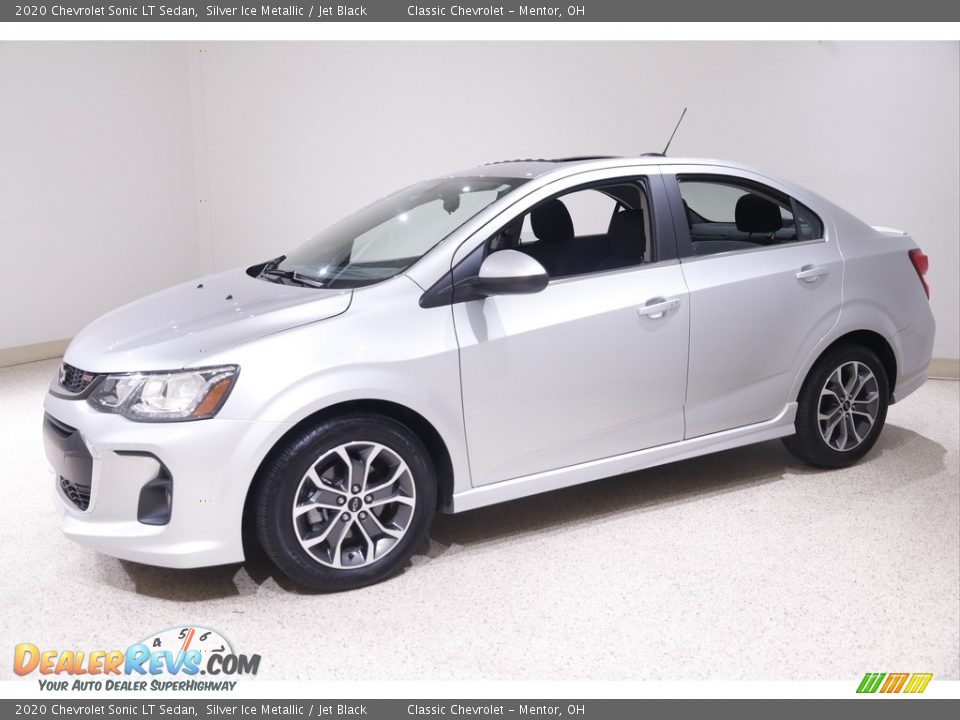 2020 Chevrolet Sonic LT Sedan Silver Ice Metallic / Jet Black Photo #3