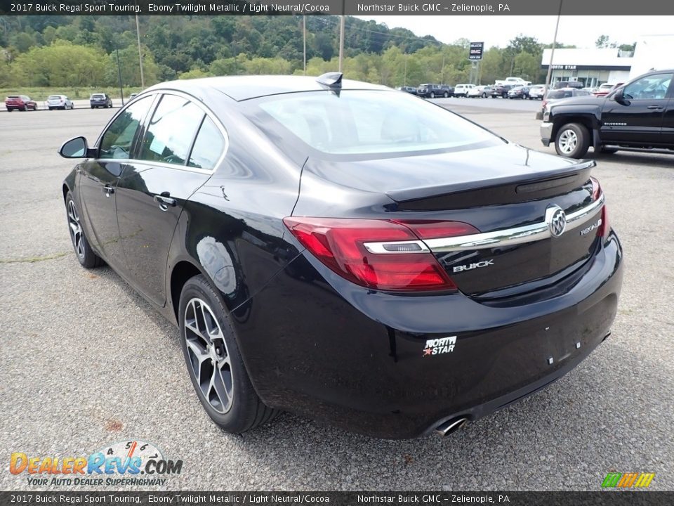 2017 Buick Regal Sport Touring Ebony Twilight Metallic / Light Neutral/Cocoa Photo #4