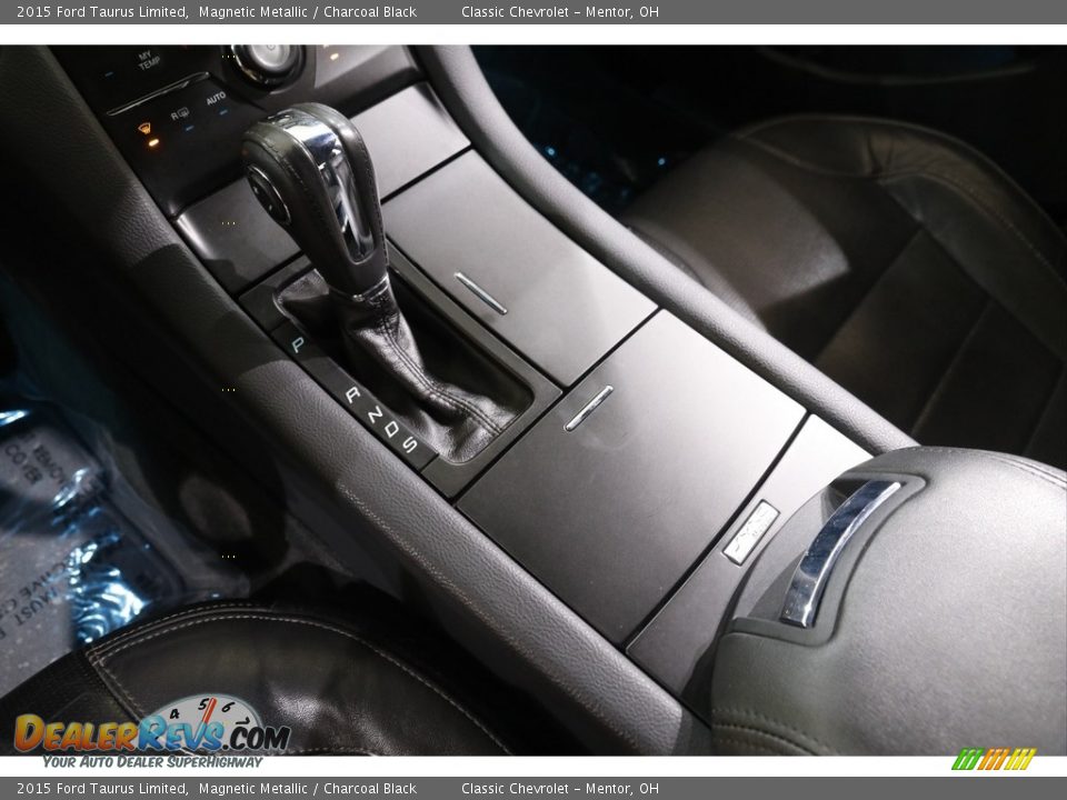 2015 Ford Taurus Limited Magnetic Metallic / Charcoal Black Photo #12