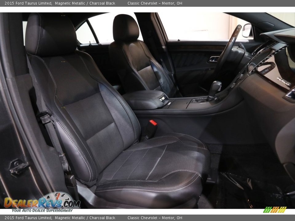 2015 Ford Taurus Limited Magnetic Metallic / Charcoal Black Photo #14
