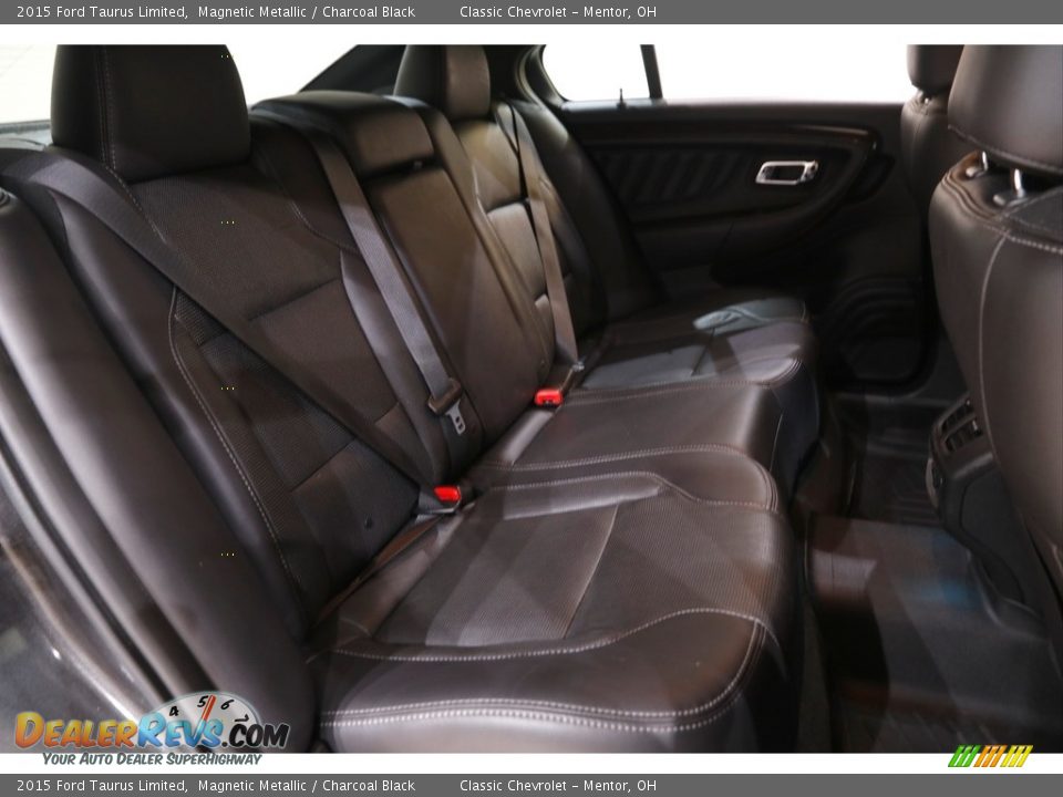 2015 Ford Taurus Limited Magnetic Metallic / Charcoal Black Photo #15