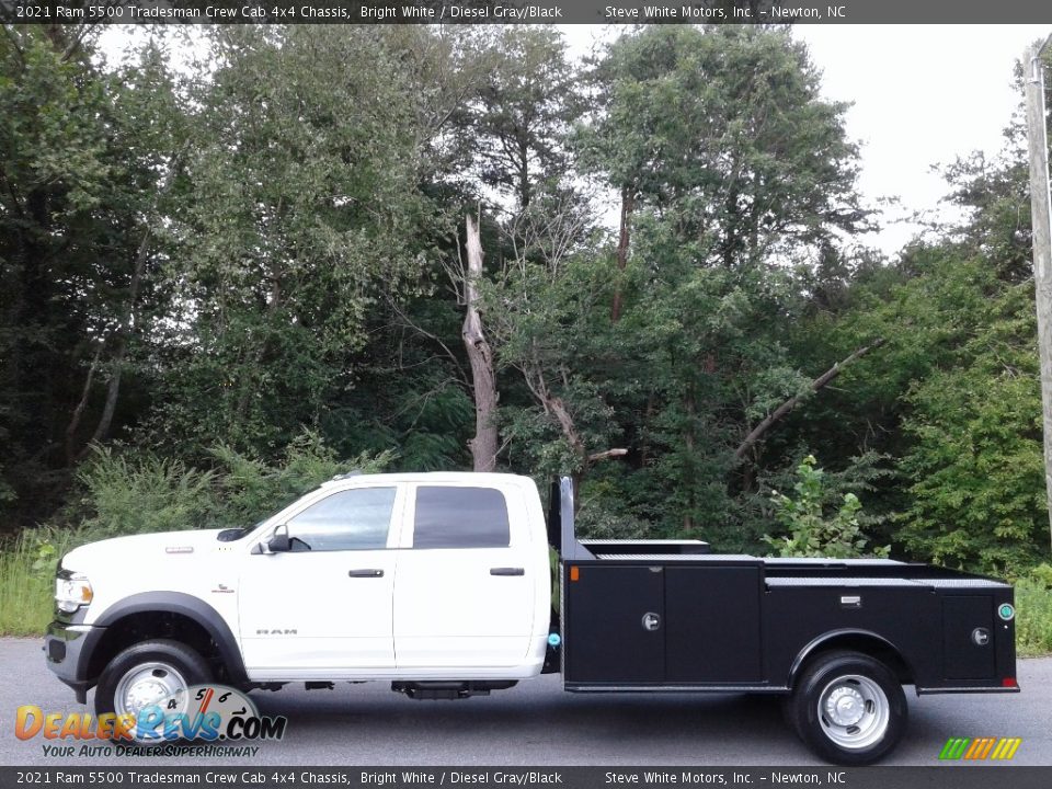 2021 Ram 5500 Tradesman Crew Cab 4x4 Chassis Bright White / Diesel Gray/Black Photo #1