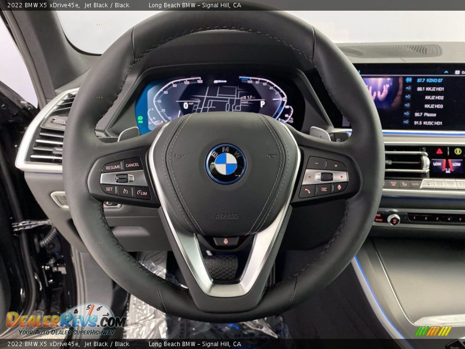 2022 BMW X5 xDrive45e Steering Wheel Photo #14