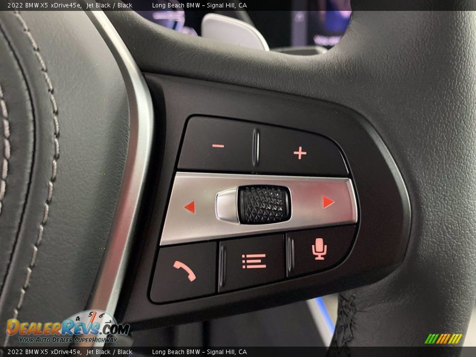 2022 BMW X5 xDrive45e Steering Wheel Photo #16