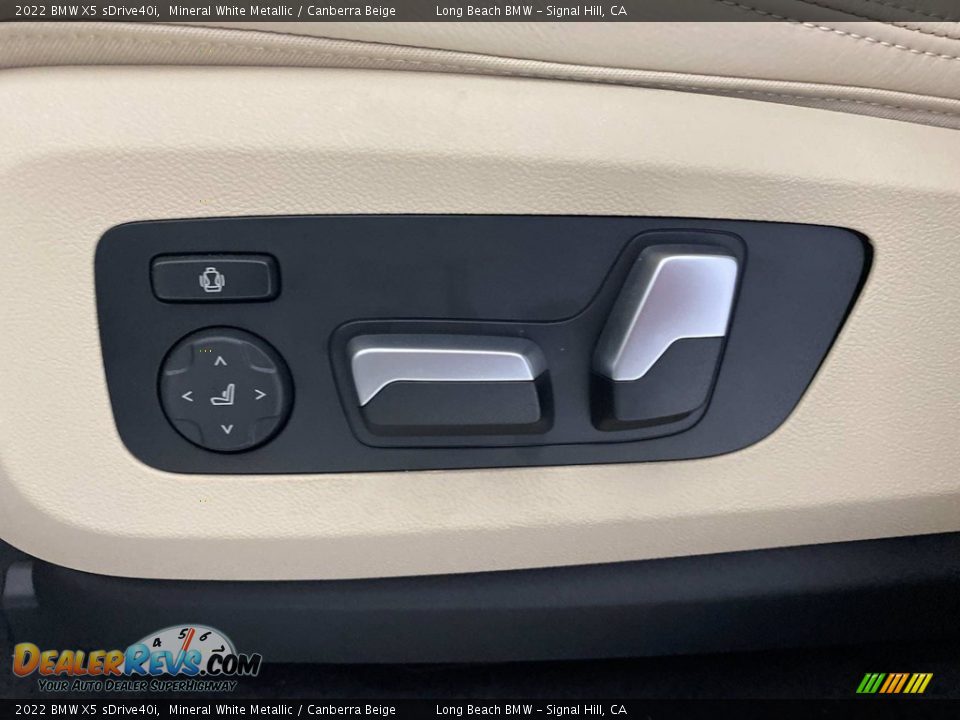 Controls of 2022 BMW X5 sDrive40i Photo #11
