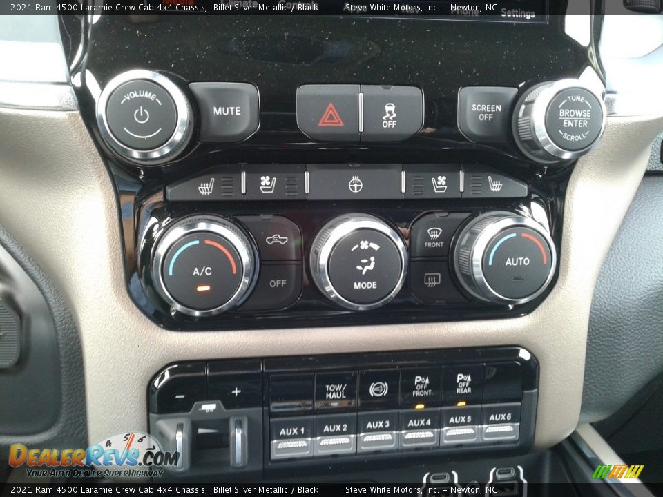 Controls of 2021 Ram 4500 Laramie Crew Cab 4x4 Chassis Photo #28