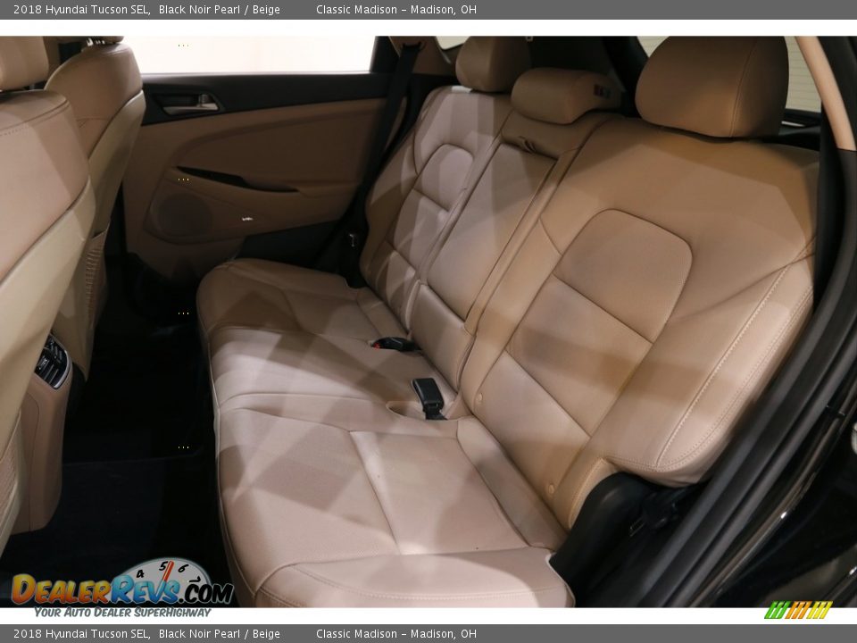 2018 Hyundai Tucson SEL Black Noir Pearl / Beige Photo #18