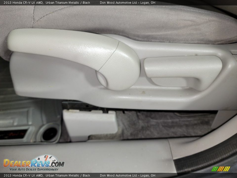 2013 Honda CR-V LX AWD Urban Titanium Metallic / Black Photo #15