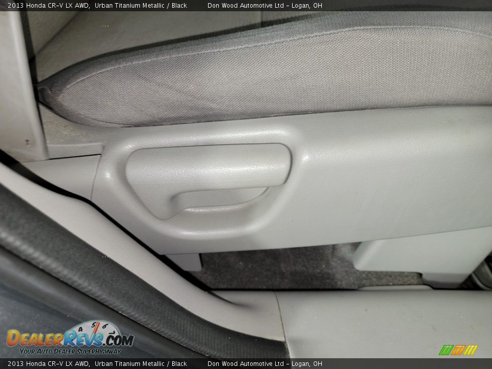 2013 Honda CR-V LX AWD Urban Titanium Metallic / Black Photo #27