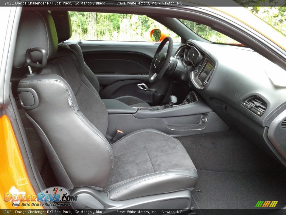Front Seat of 2021 Dodge Challenger R/T Scat Pack Photo #16