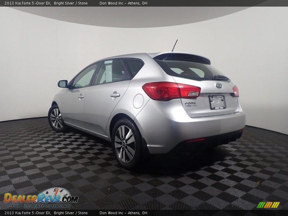 2013 Kia Forte 5-Door EX Bright Silver / Stone Photo #10