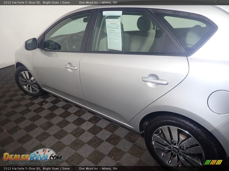 2013 Kia Forte 5-Door EX Bright Silver / Stone Photo #17