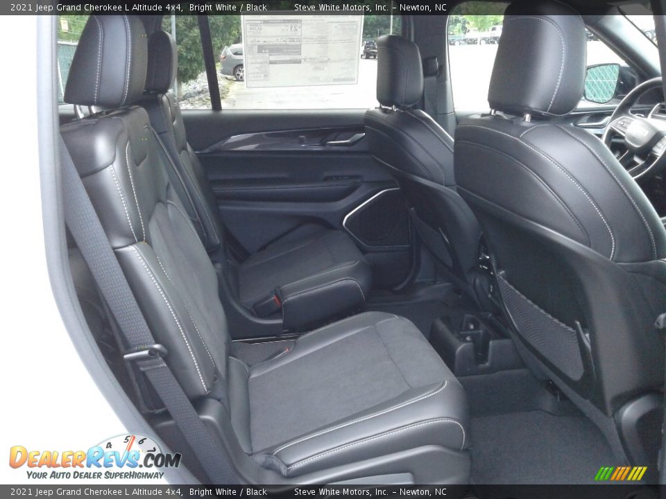 Rear Seat of 2021 Jeep Grand Cherokee L Altitude 4x4 Photo #17