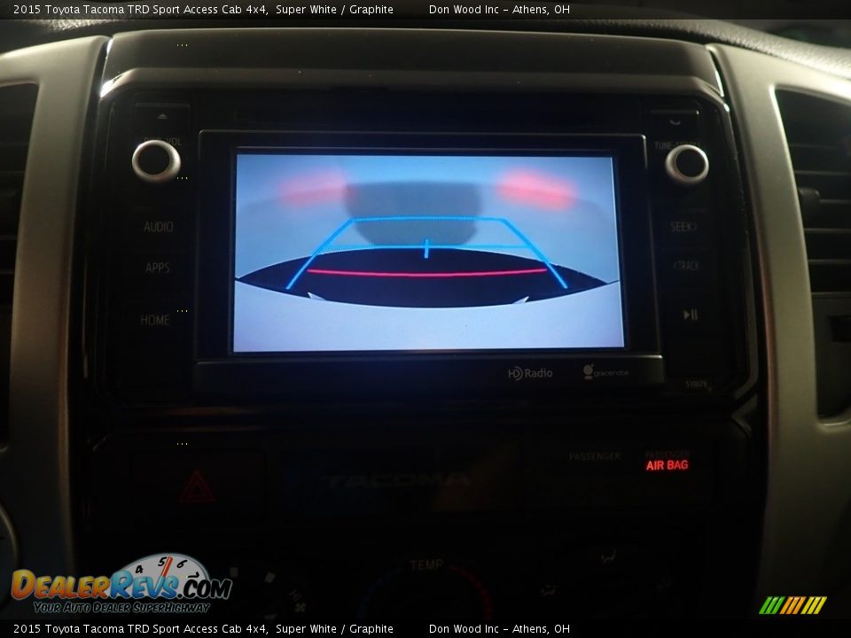 2015 Toyota Tacoma TRD Sport Access Cab 4x4 Super White / Graphite Photo #3