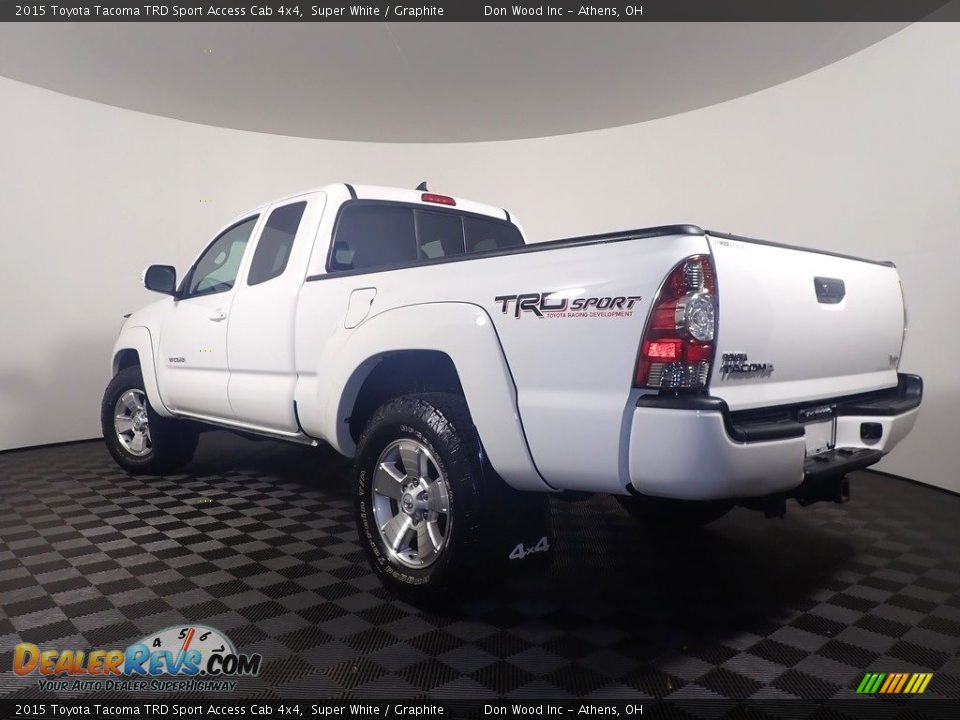 2015 Toyota Tacoma TRD Sport Access Cab 4x4 Super White / Graphite Photo #12