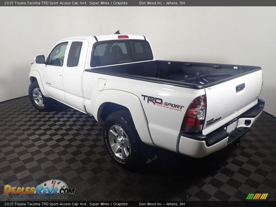 2015 Toyota Tacoma TRD Sport Access Cab 4x4 Super White / Graphite Photo #13