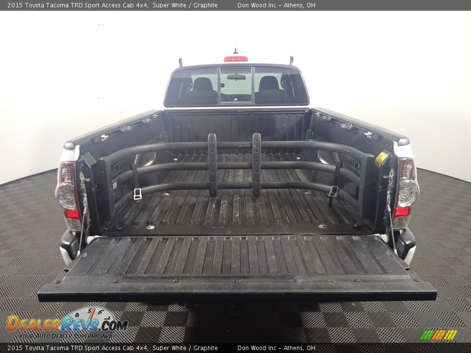 2015 Toyota Tacoma TRD Sport Access Cab 4x4 Super White / Graphite Photo #15