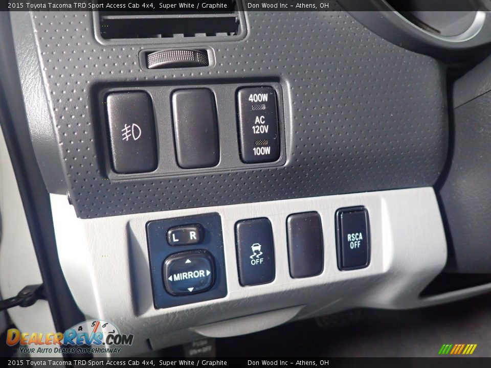2015 Toyota Tacoma TRD Sport Access Cab 4x4 Super White / Graphite Photo #30