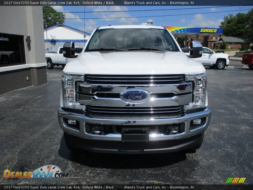 2017 Ford F250 Super Duty Lariat Crew Cab 4x4 Oxford White / Black Photo #35