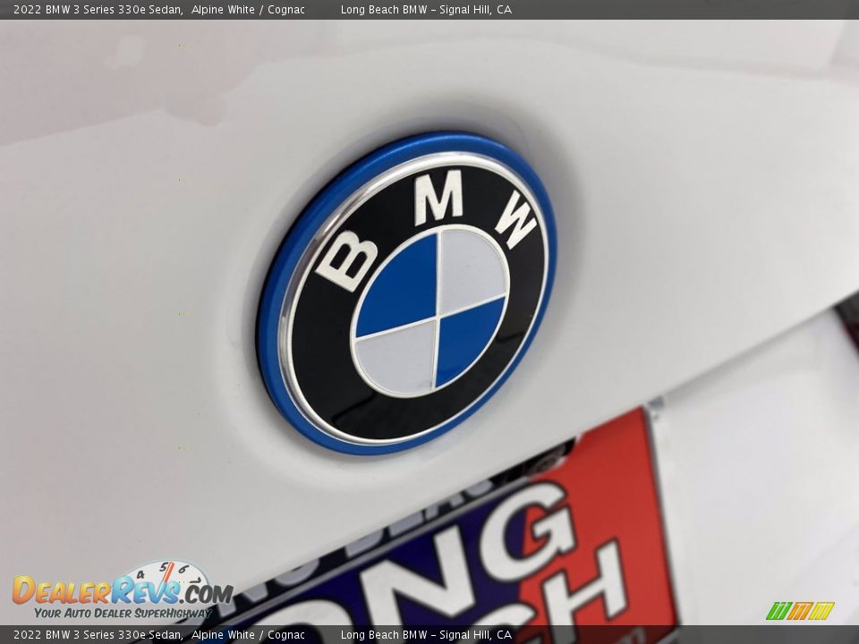 2022 BMW 3 Series 330e Sedan Alpine White / Cognac Photo #7
