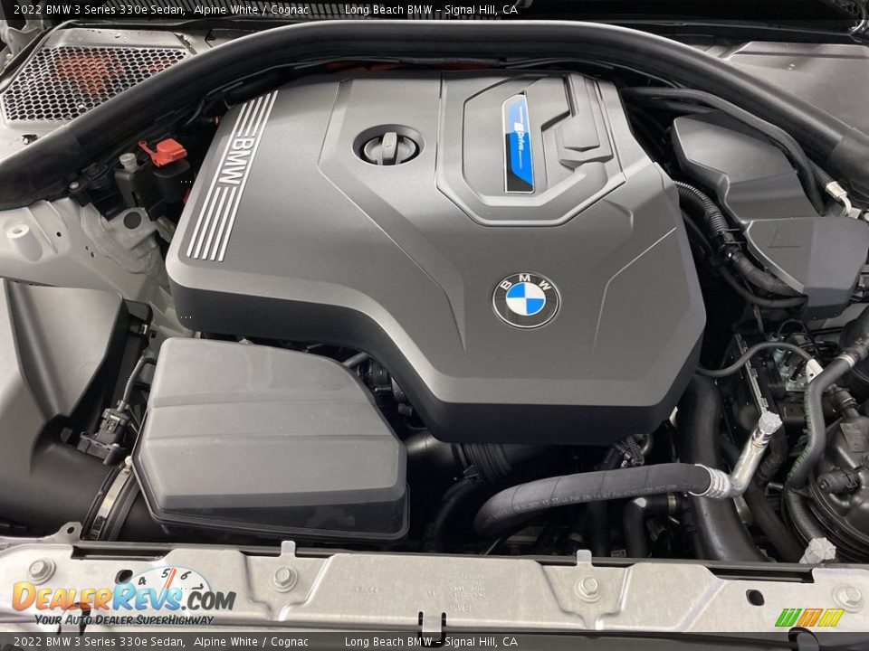 2022 BMW 3 Series 330e Sedan 2.0 Liter e TwinPower Turbocharged DOHC 16-Valve VVT 4 Cylinder Gasoline/Electric Hybrid Engine Photo #9