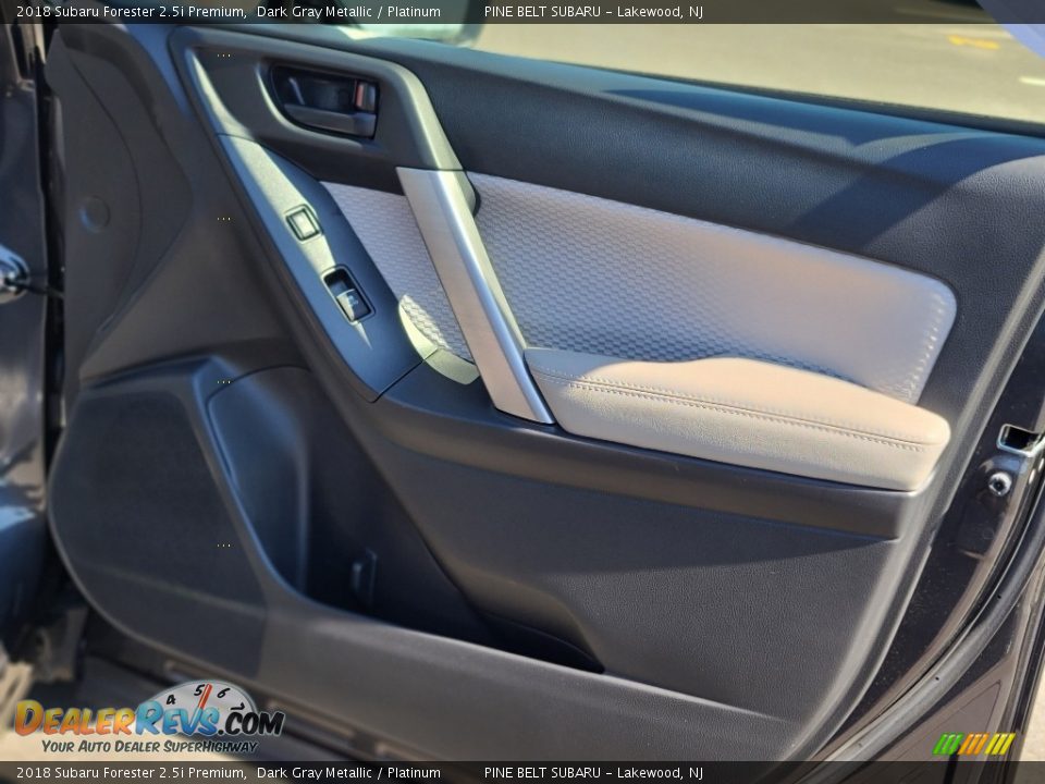 2018 Subaru Forester 2.5i Premium Dark Gray Metallic / Platinum Photo #25