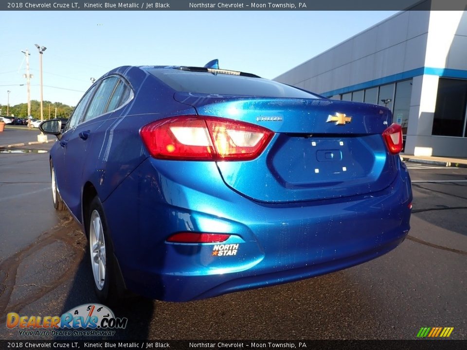 2018 Chevrolet Cruze LT Kinetic Blue Metallic / Jet Black Photo #5