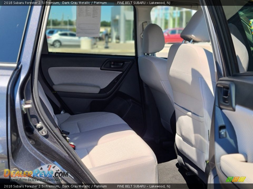 2018 Subaru Forester 2.5i Premium Dark Gray Metallic / Platinum Photo #28