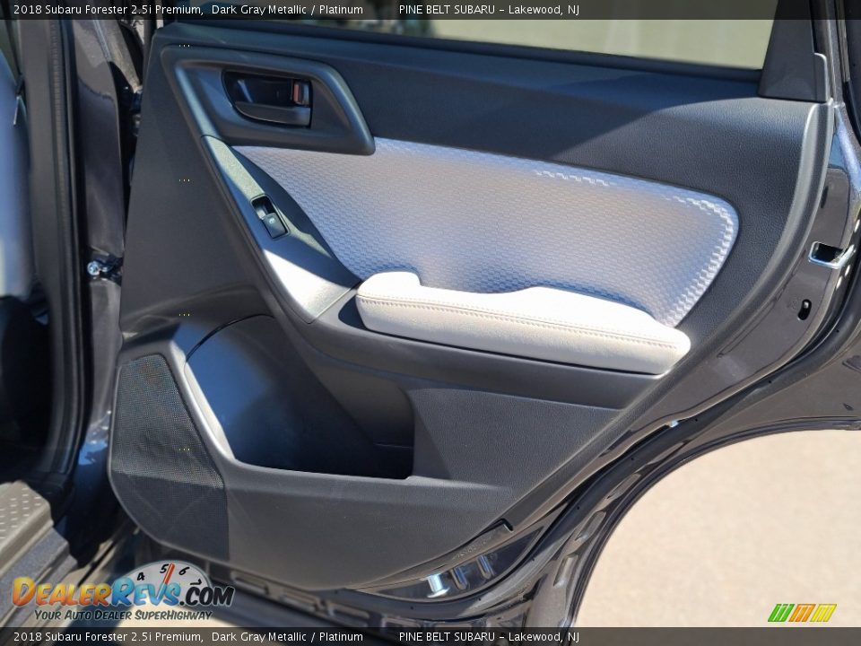 2018 Subaru Forester 2.5i Premium Dark Gray Metallic / Platinum Photo #29