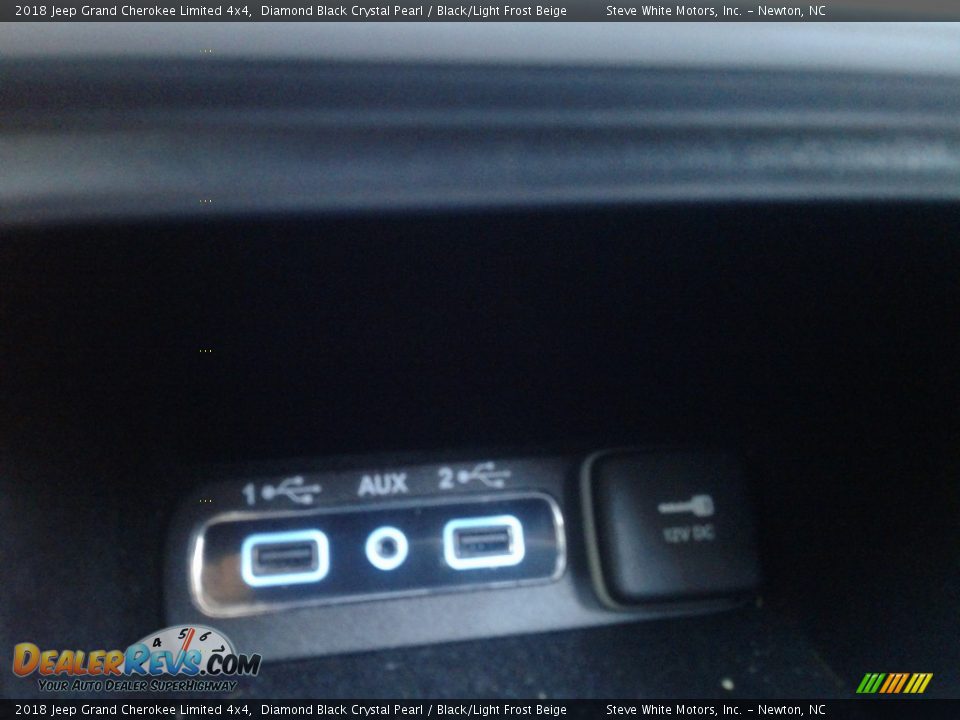 2018 Jeep Grand Cherokee Limited 4x4 Diamond Black Crystal Pearl / Black/Light Frost Beige Photo #30
