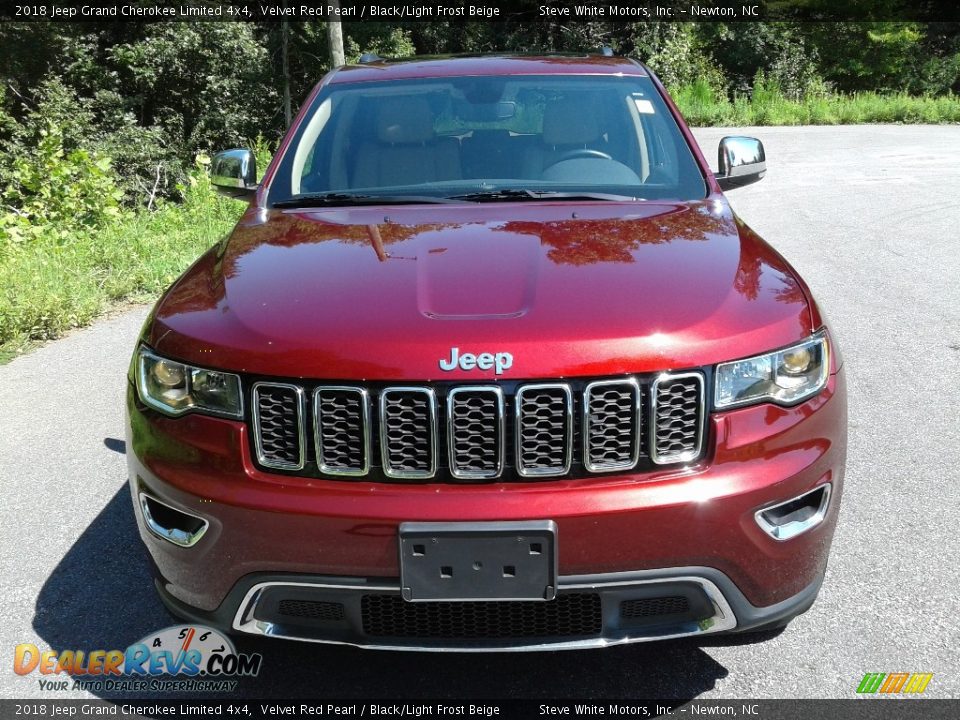 2018 Jeep Grand Cherokee Limited 4x4 Velvet Red Pearl / Black/Light Frost Beige Photo #3