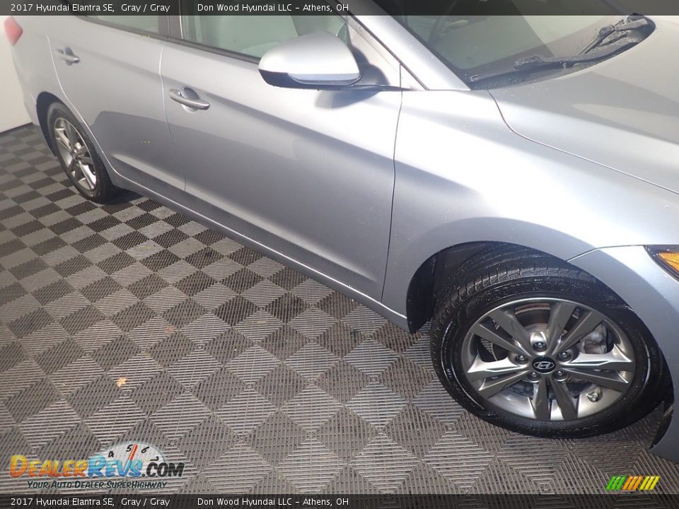 2017 Hyundai Elantra SE Gray / Gray Photo #4