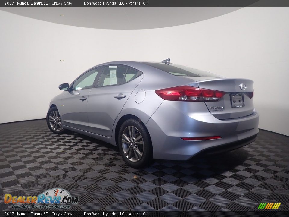 2017 Hyundai Elantra SE Gray / Gray Photo #11