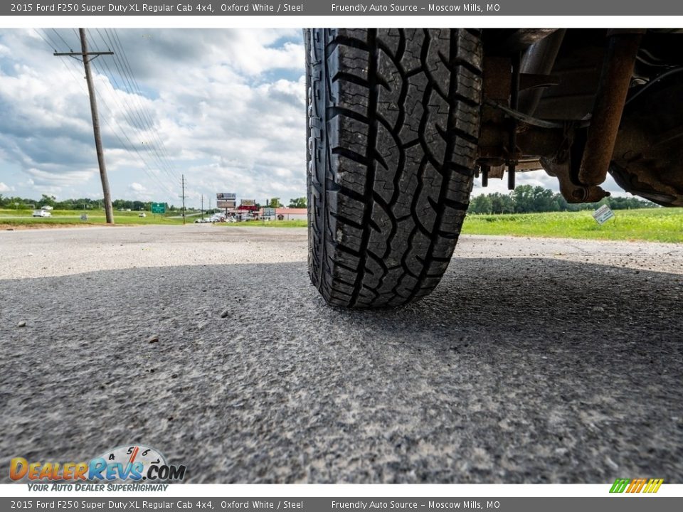 2015 Ford F250 Super Duty XL Regular Cab 4x4 Oxford White / Steel Photo #12