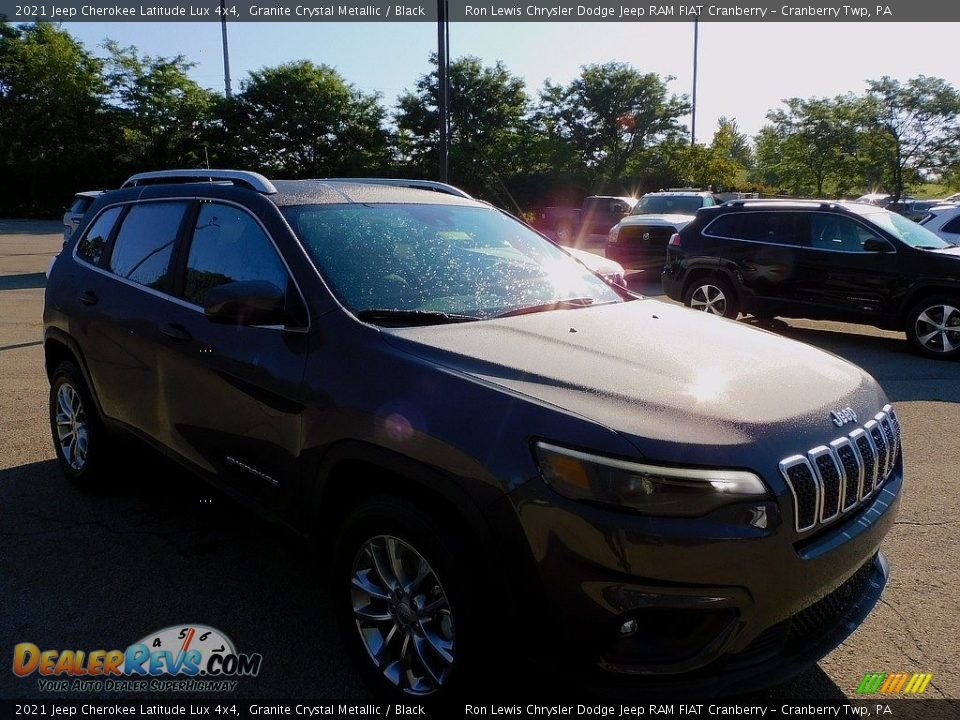 2021 Jeep Cherokee Latitude Lux 4x4 Granite Crystal Metallic / Black Photo #3