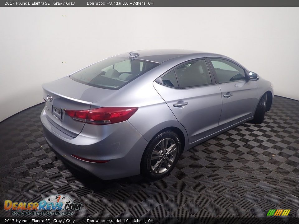 2017 Hyundai Elantra SE Gray / Gray Photo #17