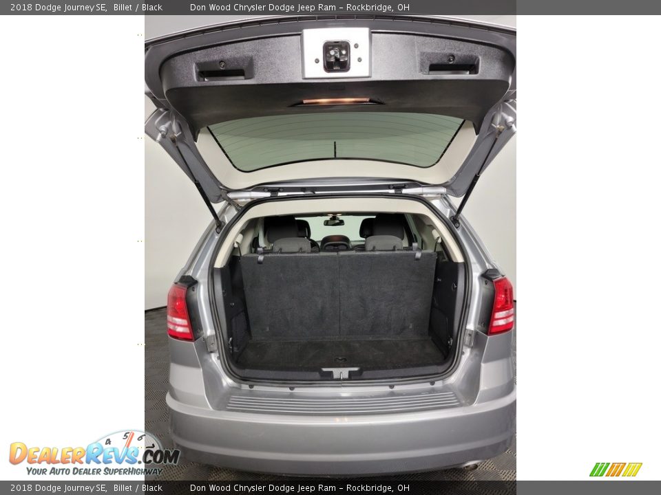 2018 Dodge Journey SE Billet / Black Photo #11