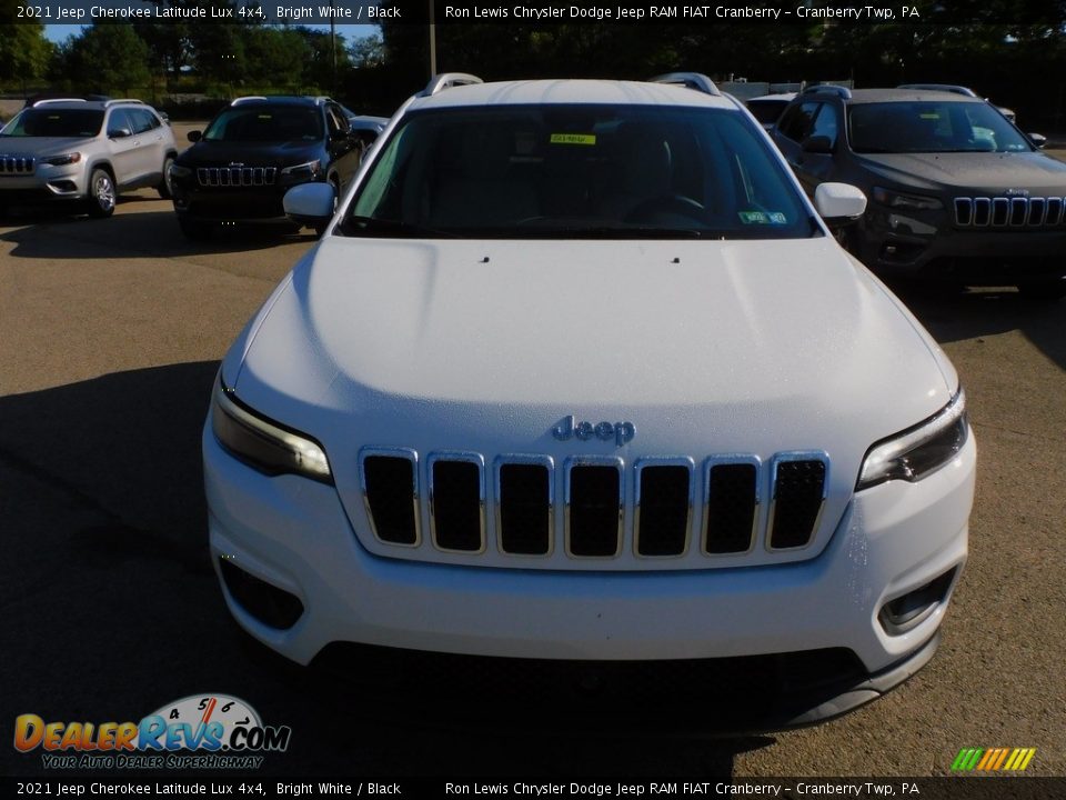 2021 Jeep Cherokee Latitude Lux 4x4 Bright White / Black Photo #2