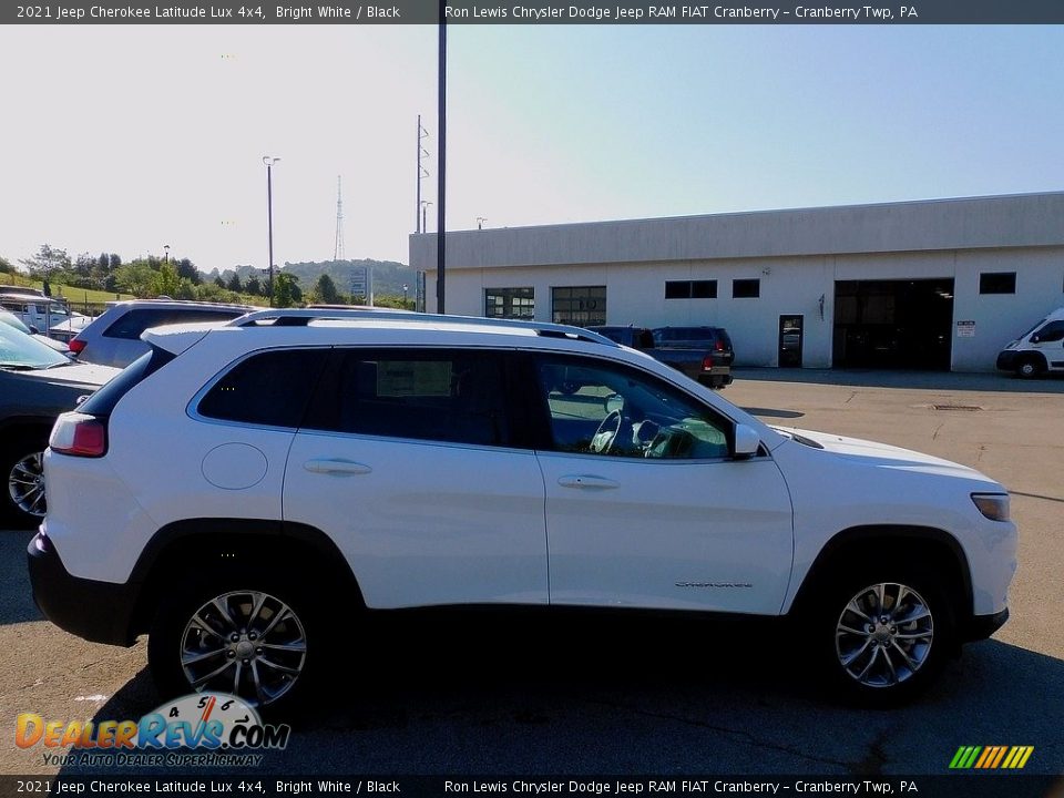 2021 Jeep Cherokee Latitude Lux 4x4 Bright White / Black Photo #4