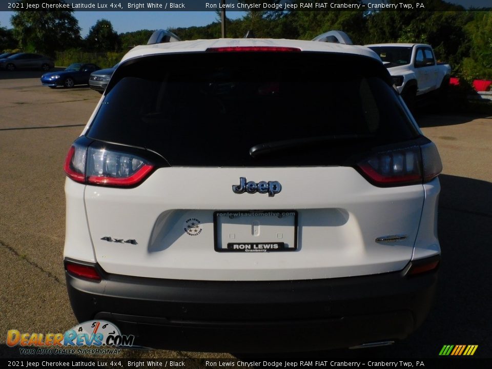 2021 Jeep Cherokee Latitude Lux 4x4 Bright White / Black Photo #6