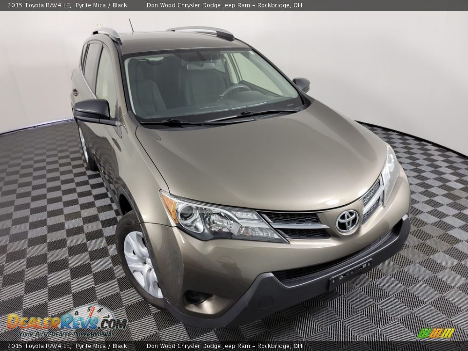 2015 Toyota RAV4 LE Pyrite Mica / Black Photo #3
