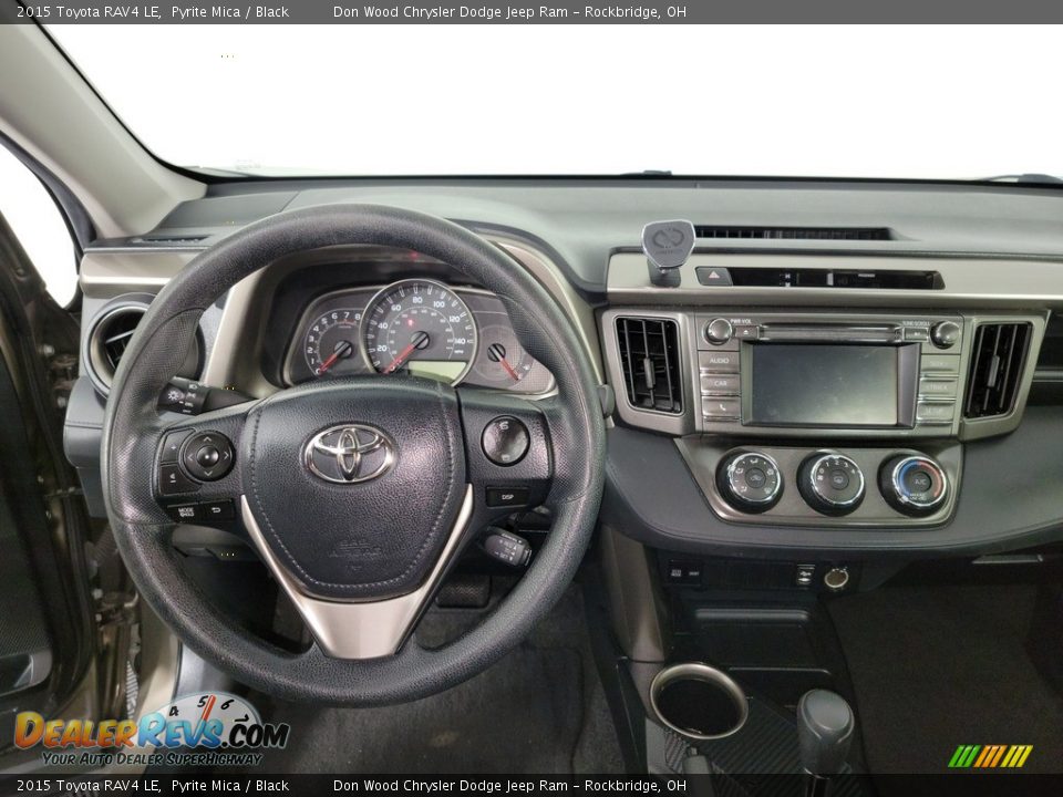 2015 Toyota RAV4 LE Pyrite Mica / Black Photo #18