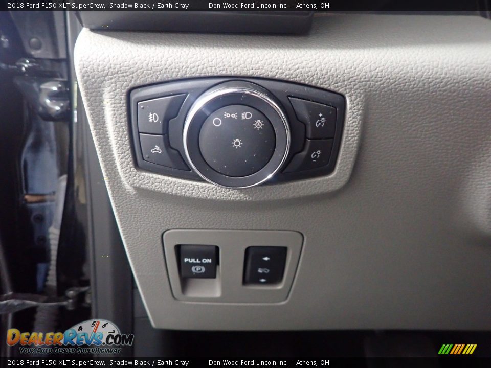 2018 Ford F150 XLT SuperCrew Shadow Black / Earth Gray Photo #32