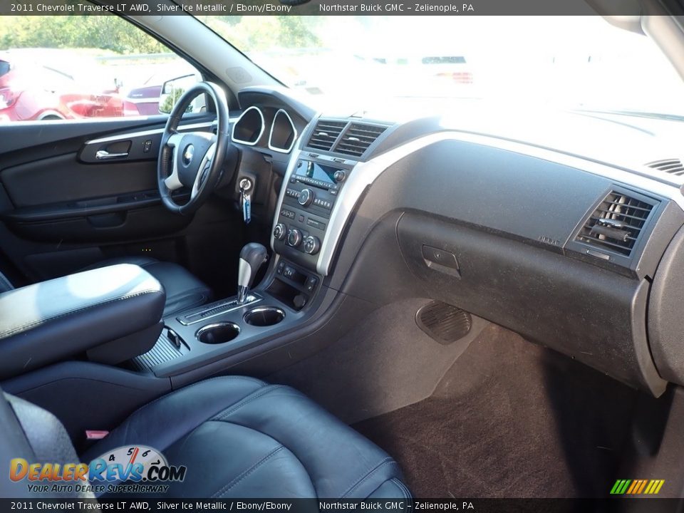 2011 Chevrolet Traverse LT AWD Silver Ice Metallic / Ebony/Ebony Photo #6