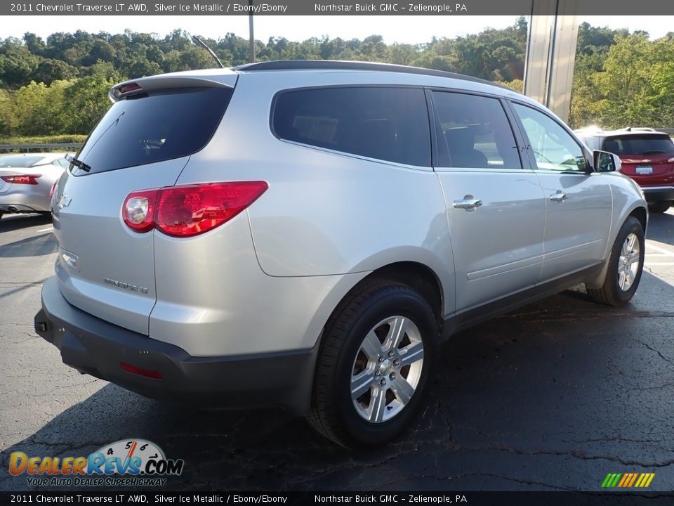 2011 Chevrolet Traverse LT AWD Silver Ice Metallic / Ebony/Ebony Photo #9